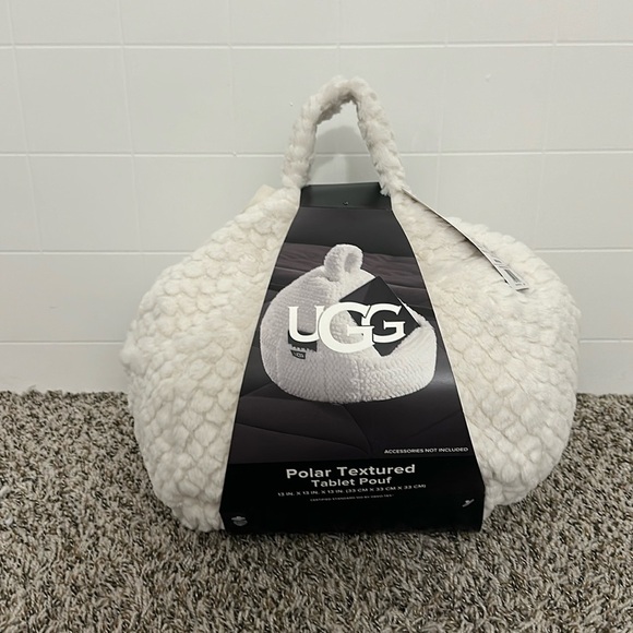 UGG Polar Textured Tablet Pouf - Picture 3 of 7